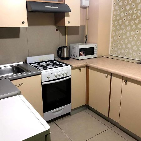 Gil Apartments, Lermontova 1A, Centre Użhorod Zewnętrze zdjęcie